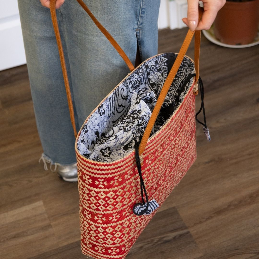 Bamboo Lined Tote - Red