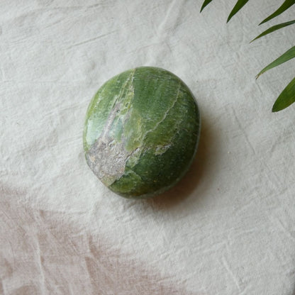 Tremolite Palm Stone