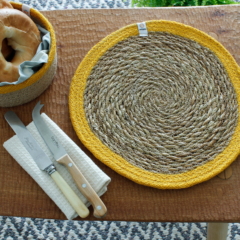 Yellow Edge Table Mat